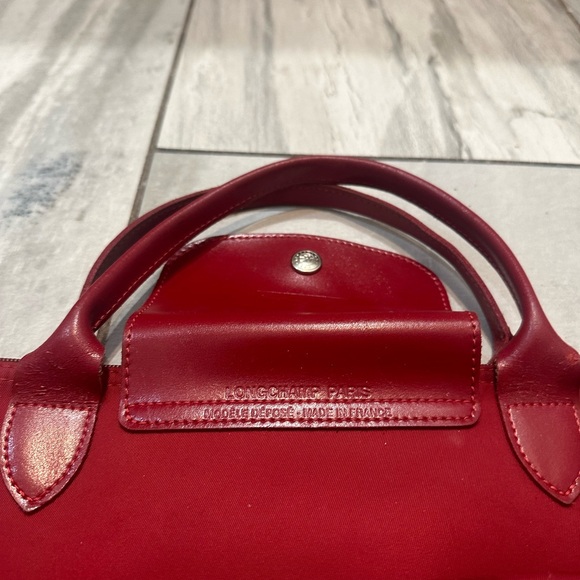 Longchamp Medium Red Tote Bag - Picture 5 of 7